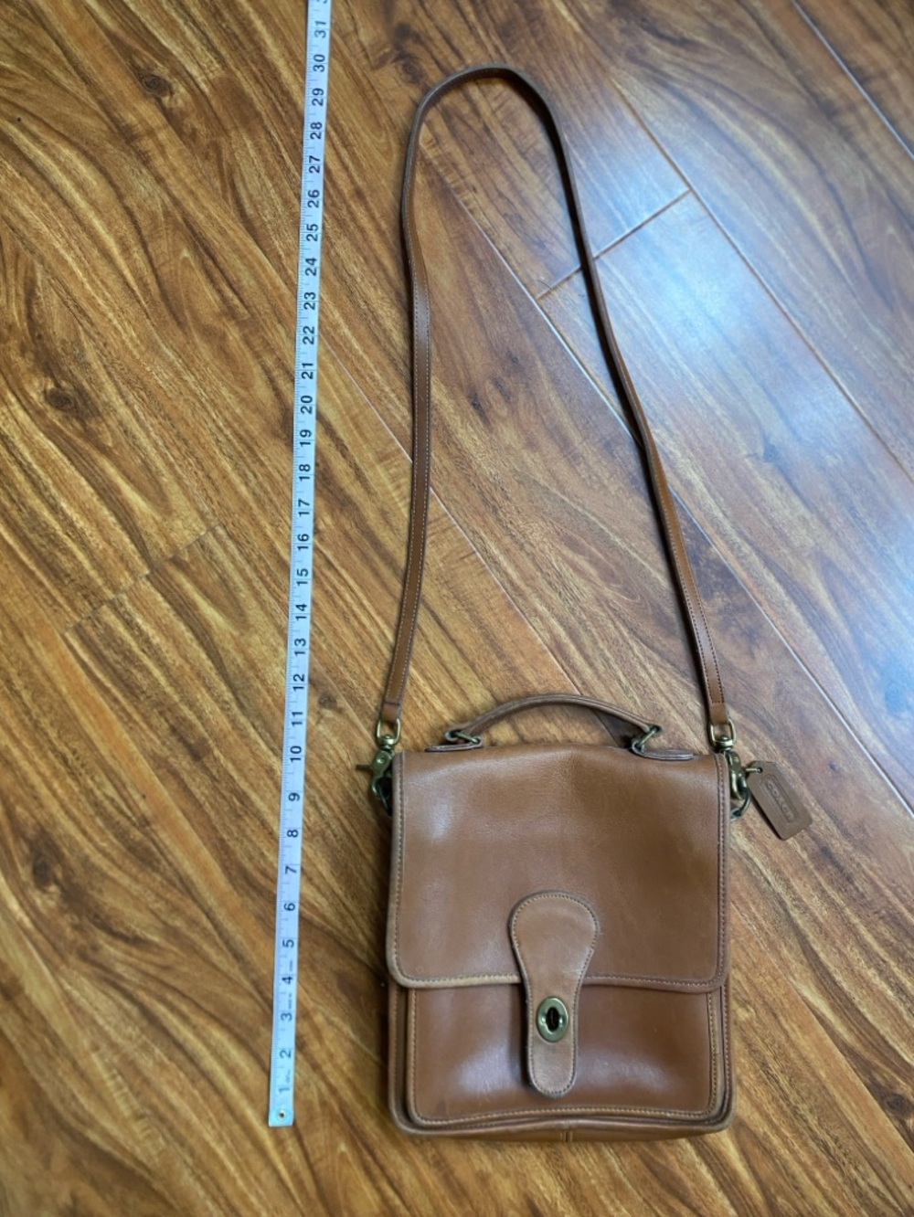 Vintage Coach Cognac Leather Station Bag With Removable Strap Classic Minimalist - Picture 14 of 16